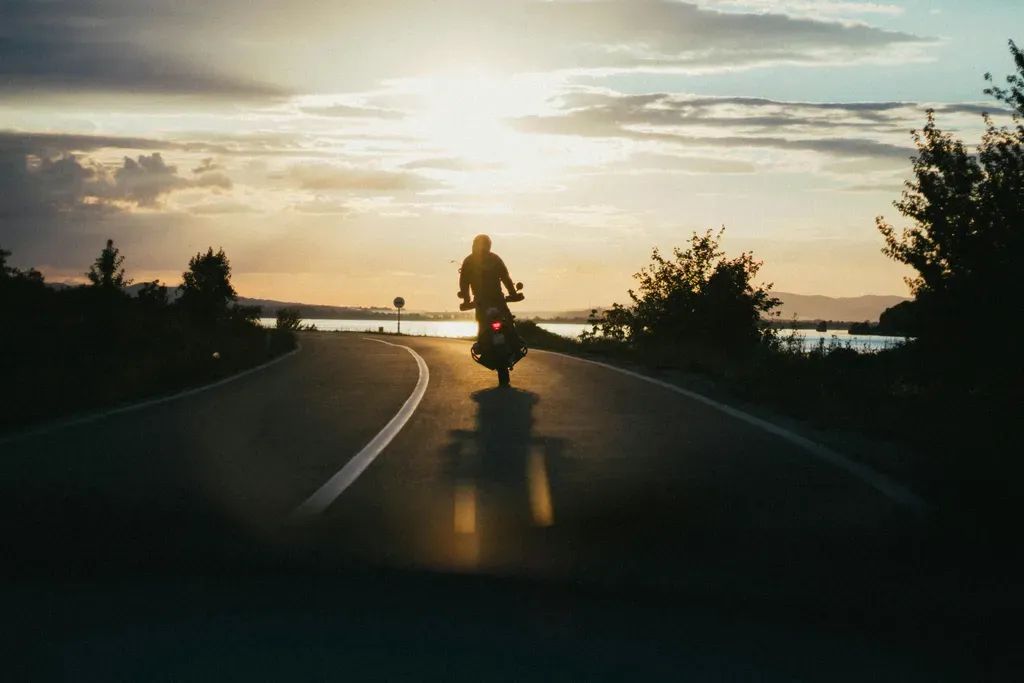 Bezpieczna jazda na motocyklu o czym warto pamiętać?