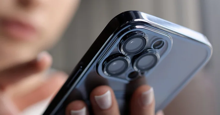 Czym są telefony refurbished i na co zwrócić uwagę przy ich kupnie?