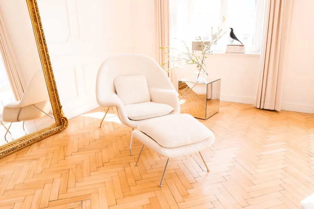 Elegancja w nowoczesnym salonie jak urządzić przestrzeń, która łączy styl i funkcjonalność?