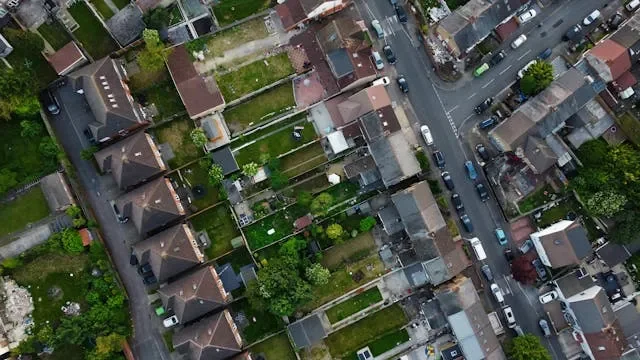 Jakie dokumenty są potrzebne do zakupu działki?