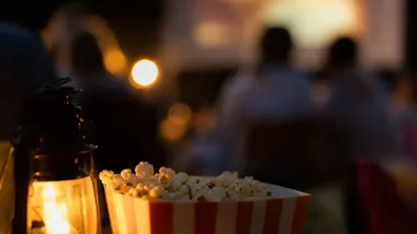 Kino pod gwiazdami na Pobitnie - „Emma i czarny jaguar” w Rzeszowie