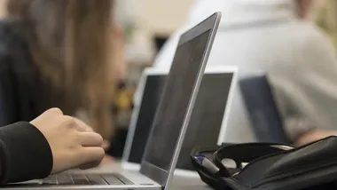 Młodzi przejmują mikrofon i ekran - Rzeszów mówi bez hejtu