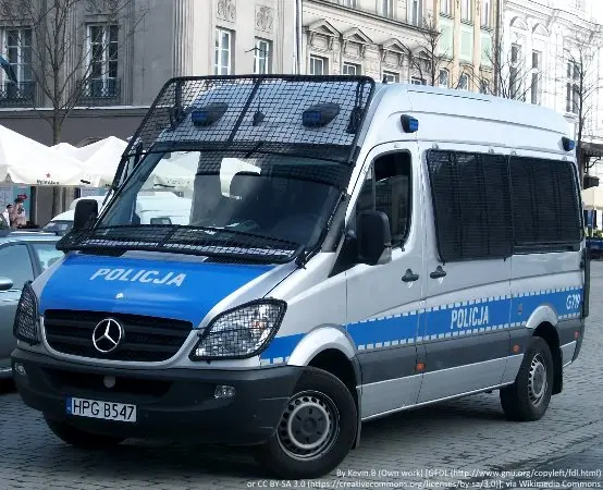 Policja Rzeszów: Policjanci zabezpieczali uroczystości związane z Beatyfikacją Rodziny Ulmów w Markowej