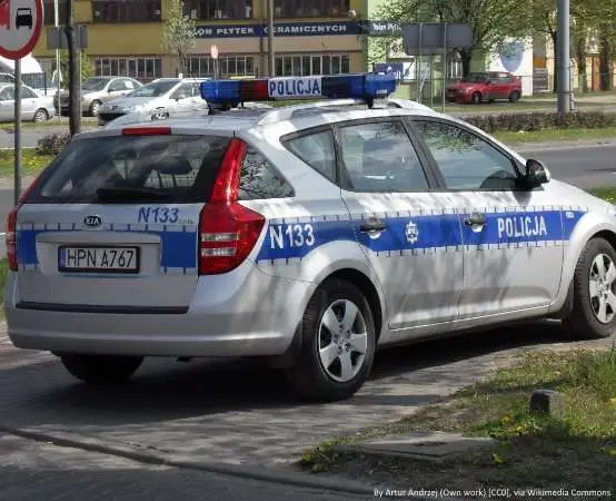 Nietrzeźwa kierująca przewoziła 10-latka - zatrzymana na ul. Kolejowej w Oleszycach