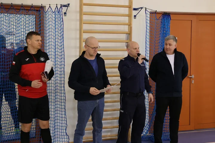 Jasło zaskoczyło w eliminacjach - policjanci wygrali wszystkie mecze i awansowali do finału