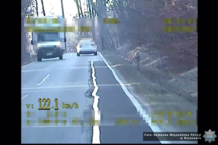 Pierwszy dzień nowych przepisów - dwaj kierowcy stracili prawa jazdy