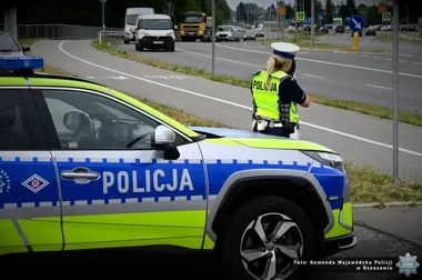 599 przekroczeń na Podkarpaciu. Policjanci zatrzymali 13 praw jazdy