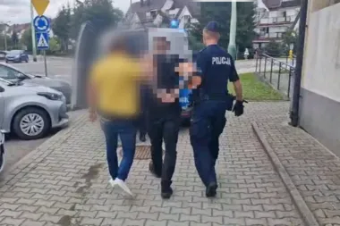 Kobieta chciała przerwać atak w Dębicy - została raniona ostrym narzędziem