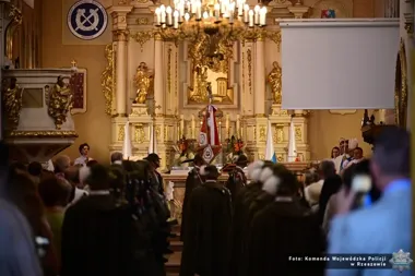 Salwa honorowa i apel pamięci. Tak wyglądało Święto Wojska Polskiego w Rzeszowie