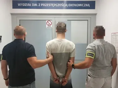Fałszywe linki prowadziły do pułapki. 20-latek trafił do aresztu