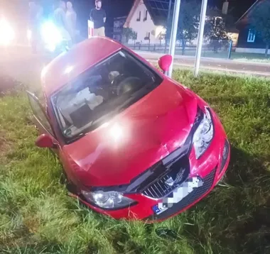 Trzy auta i blisko 2 promile. Kierowca Seata spowodował wypadek w Starej Wsi