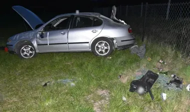 Ponad 3 promile i wywrócony Seat w Świebodnej - 40-latek trafił do izby zatrzymań