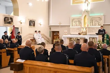 46 awansów, 3 odznaki i rodzinny piknik - Tarnobrzeg świętował policyjny dzień