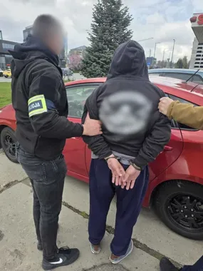 Telefon o rzekomym wypadku i 45 tys. zł zniknęło w rękach "odbieraka