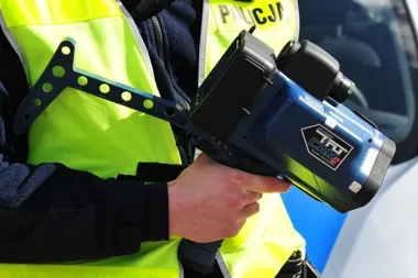 111 km/h w zabudowanym - strzyżowska drogówka natychmiast zatrzymała kierowcę