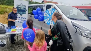 Policyjny Wilczek przyciągnął tłumy na piknikach w Berezce i Hoczwi