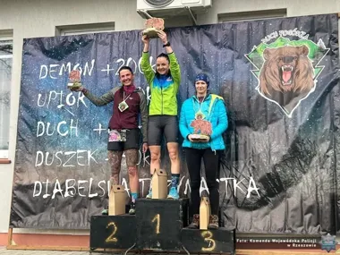 Policjanci z Podkarpacia zgarnęli podium na morderczej trasie w Dubiecku