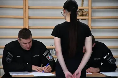 Trzcinica z policyjnym testem, który może skrócić drogę do munduru