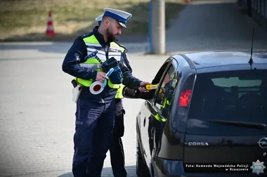 Poranna akcja policji na Podkarpaciu - 20 kierowców po alkoholu