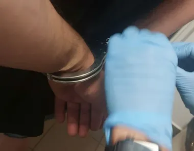 Sprzeczka pod blokiem w Rzeszowie skończyła się nożem i aresztem