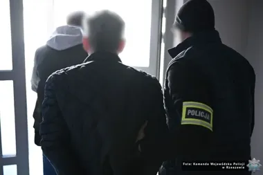 Kontrolował budowy i zatrudniał się na nich - inspektor z Sanoka zatrzymany