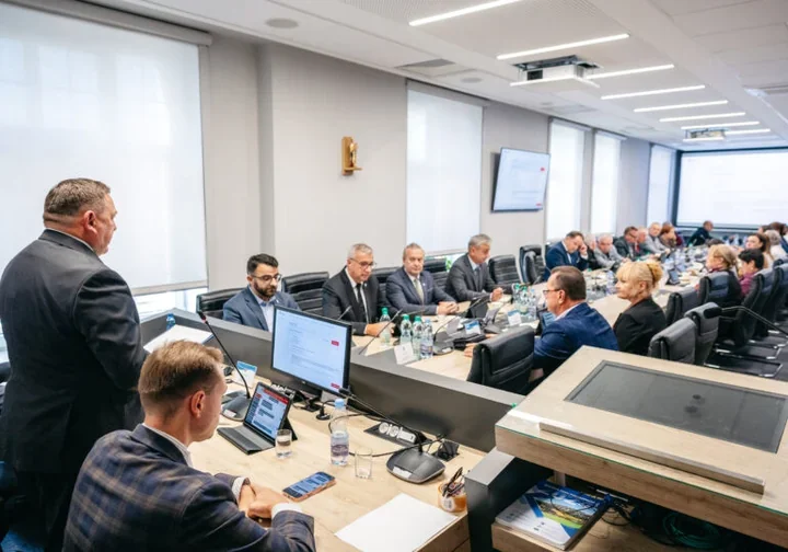 Ponad 382 tys. zł dla osób z niepełnosprawnościami. Około 100 nowych dofinansowań