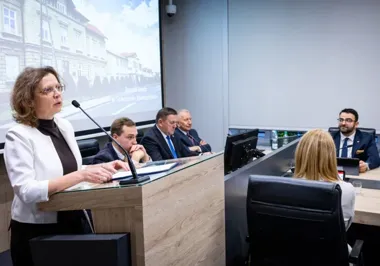 Ponad 2100 uczniów w szkołach powiatu. Maturę zdało 84 proc.
