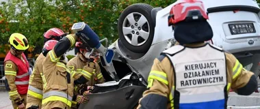 15 minut na ratunek - strażacy z Podkarpacia walczyli z wrakami
