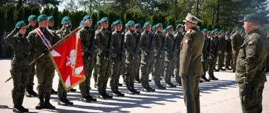 Awanse w 18 Brygadzie Artylerii. Generalska nominacja w Nowej Dębie